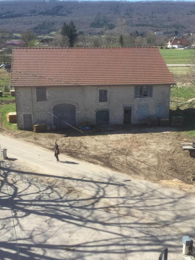 La Du Tonneau Country house Montigny-sur-l'Ain