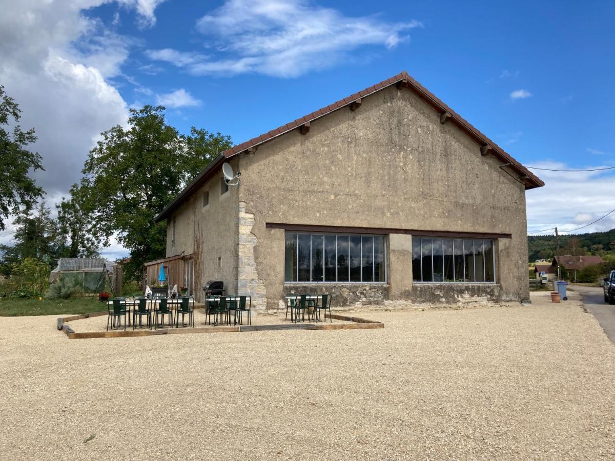 La Du Tonneau Country house Montigny-sur-l'Ain